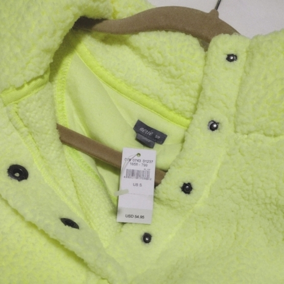 NWT🔥$55 Aerie Cloud Fluffy Soft Henley Sweatshirt Sweater Neon Yellow Last 1 - Picture 8 of 12